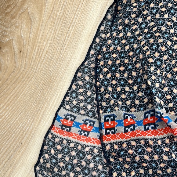 JOHNNY WAS Dolce Drapey Short Sleeve Top with Floral Detail Size Large - Picture 6 of 9